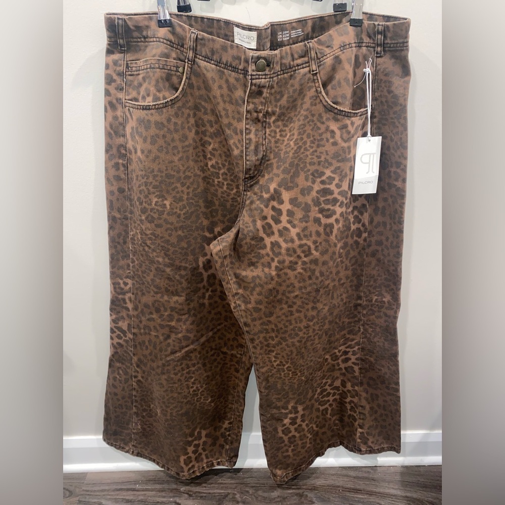 NWT Anthropologie Pilcro Straight Leg Cheetah Print Jeans Women’s 26W